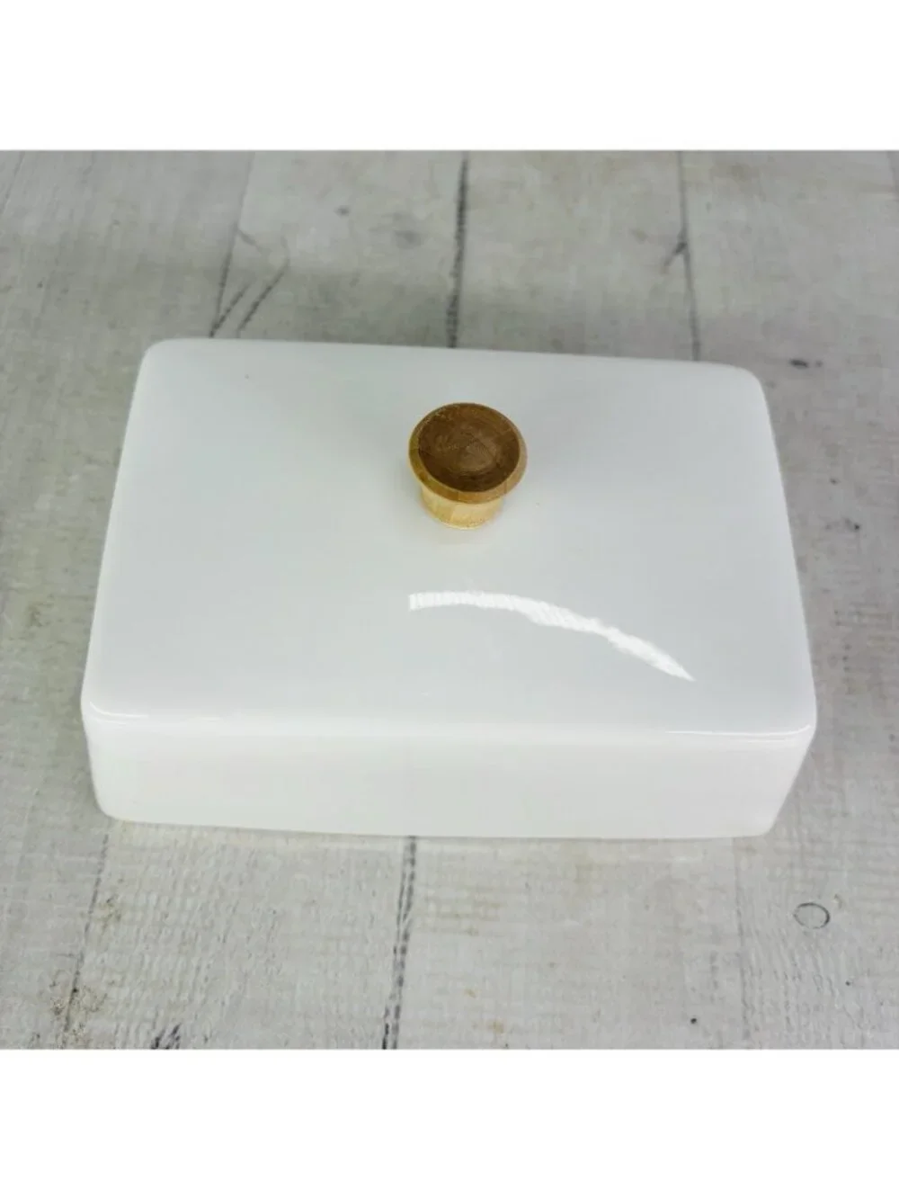 Dowan White Bone China Farmhouse Wooden Handle 2 Stick Lidded Butter Cheese Dish